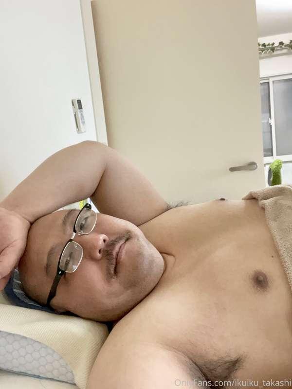 今朝、寝起きに撮った写真でーす😘。
morning shot😘。