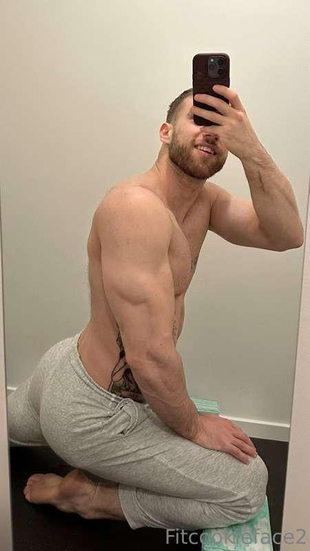 Yoga this 🧘‍♀️
