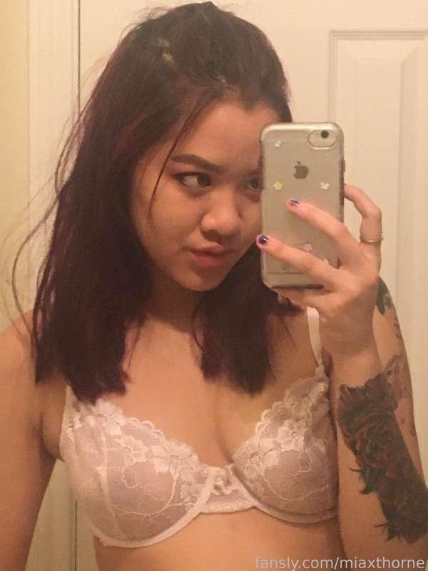 Pretty in white 