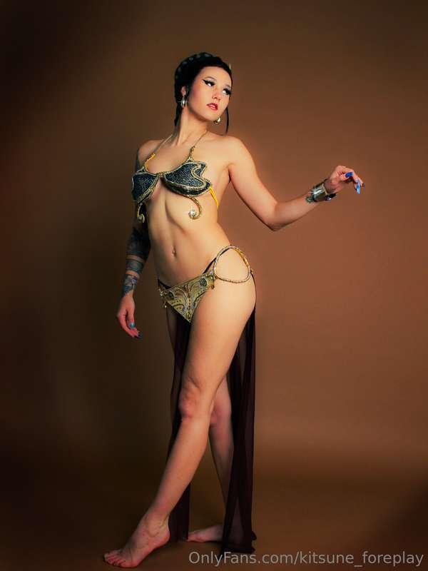 ONLY FANS EXCLUSIVES MARCH: SLAVE LEIA Pt.1/2 Absolutely obs..