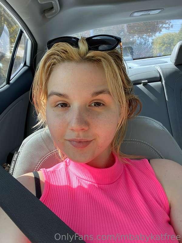 Come buy some customs 💖