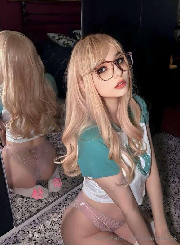 🔥STOP SCROLLING 🔥 
TEXT HER, SHE'S ONLINE NOW♥️ Sweet 😍and b..