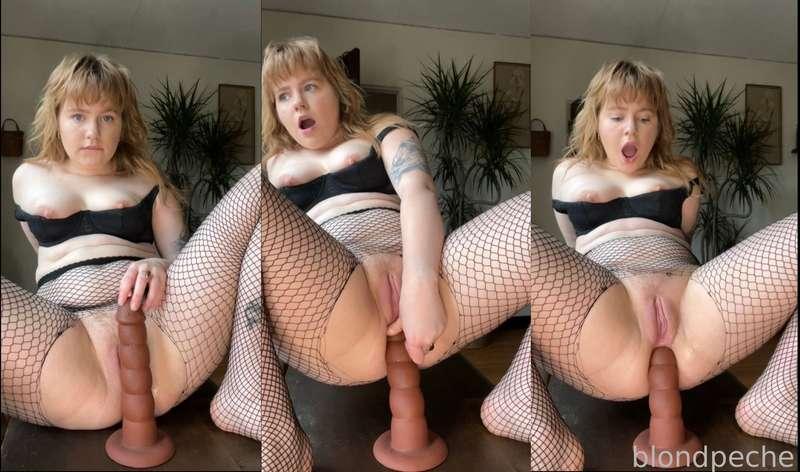 blondpeche image #0