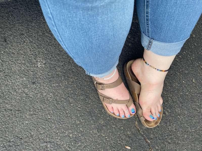 Does anyone like toes anymore or is it all about the soles?