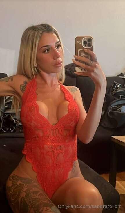 🧡SUBSCRIPTION FOR FREE🧡Horny @sweet.kendi shows her pussy ju..