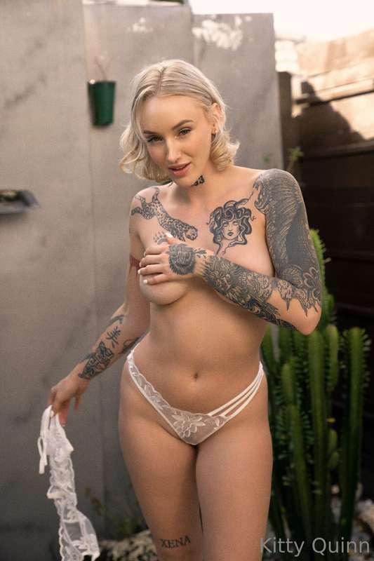 Follow me to the bedroom baby 💋