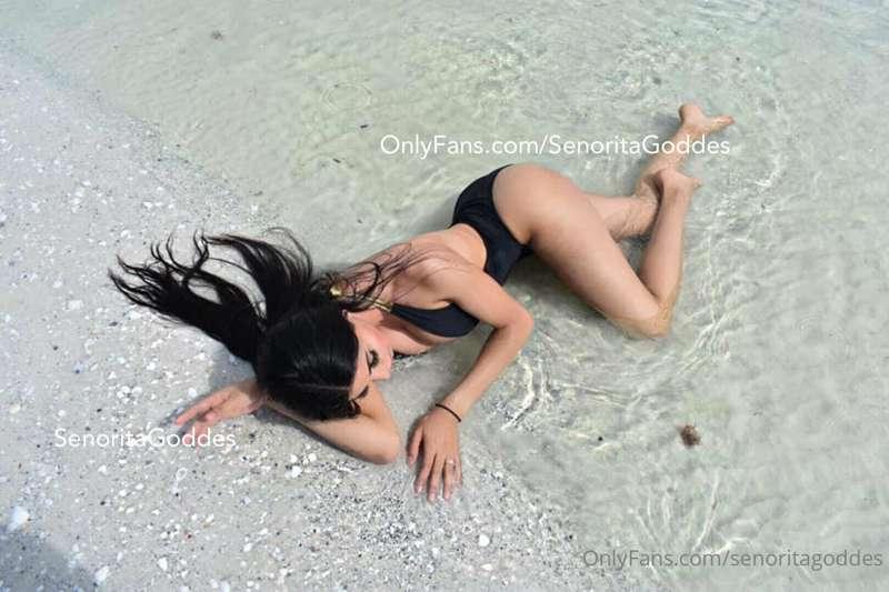 I love the water so much 🌊 🧜‍♀️