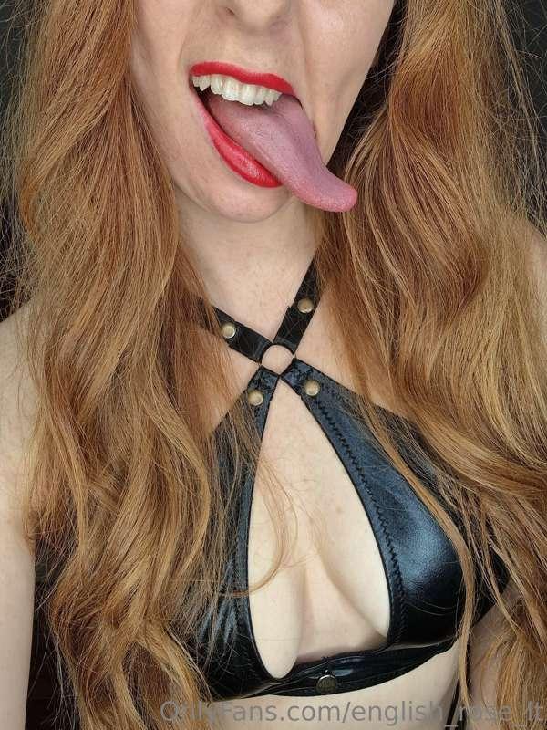 😋😋
