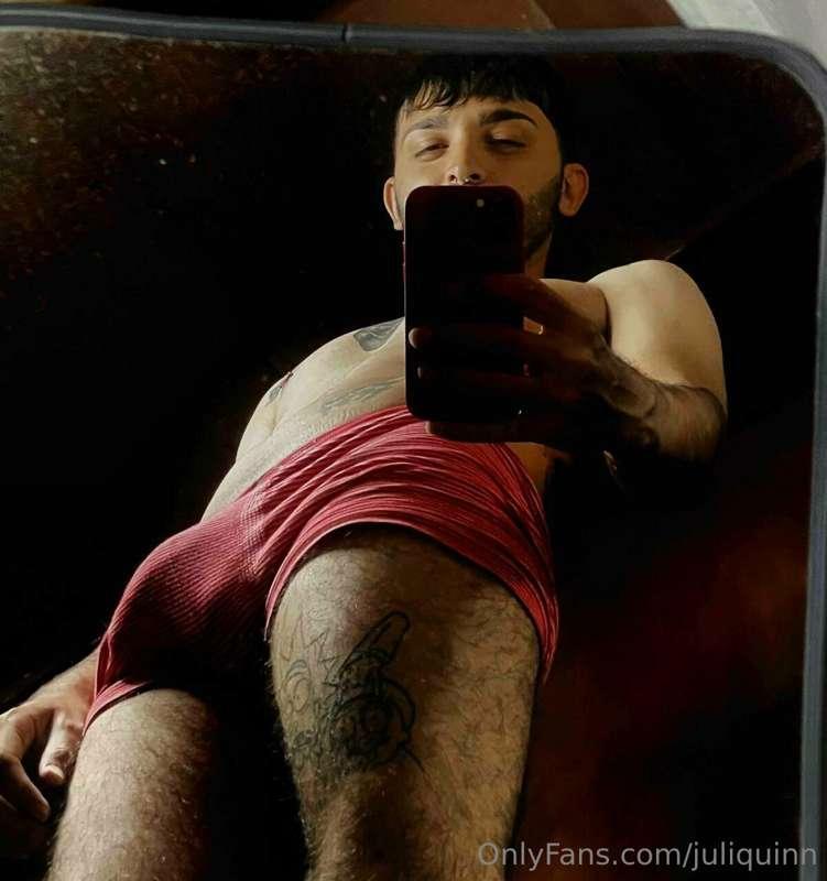 🟢 *ONLINE NOW* 🟢
HE IS MY FRIEND BADBOY 🥰

FREE SUB: @badboy..