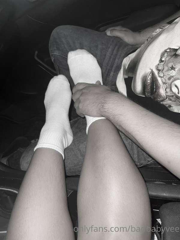 special delivery :) omg he sniffed my feet and put my entire..