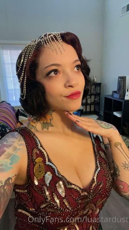 Would y’all be into 1920s style flapper nudes? Haha. Getting..