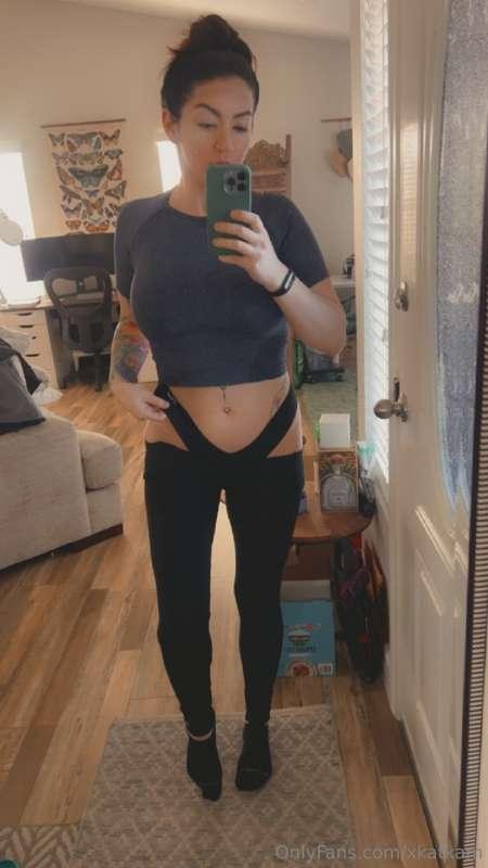 Girls be like: New workout shirt