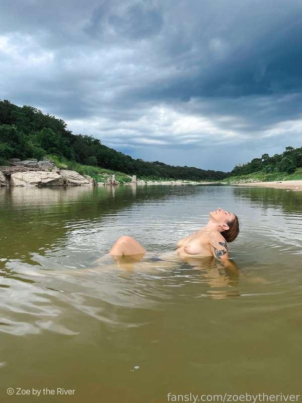 zoebytheriver image #3