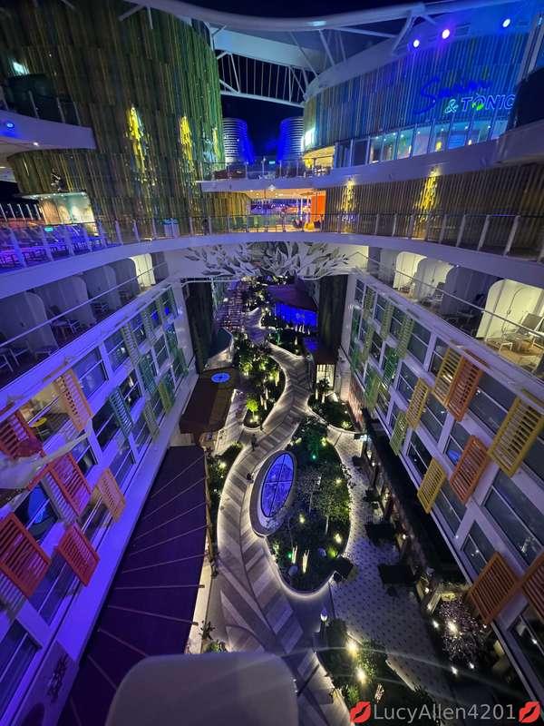 lucyallen4201 image #0