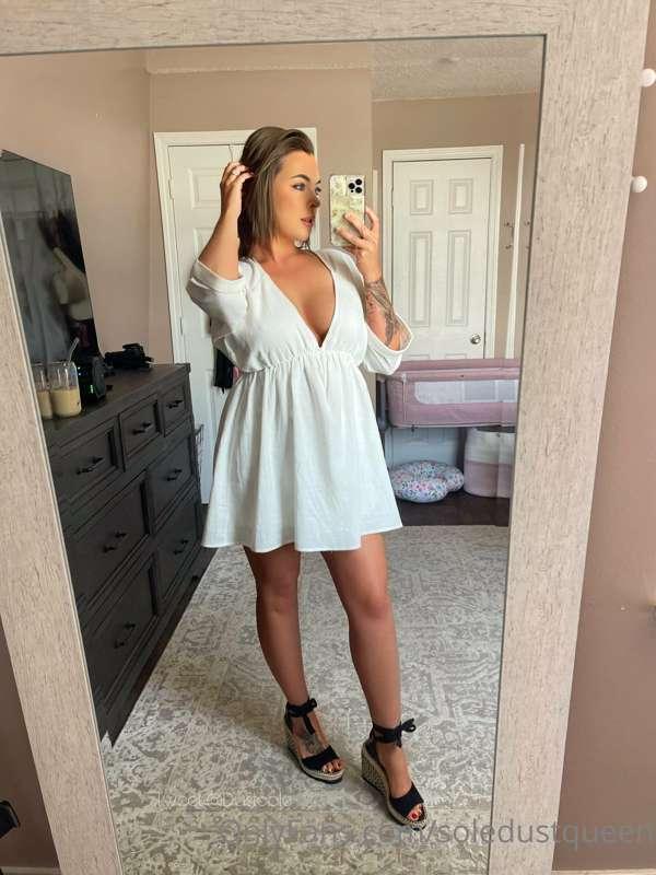 This whole outfit feels good on my skin…I bet you would too ..