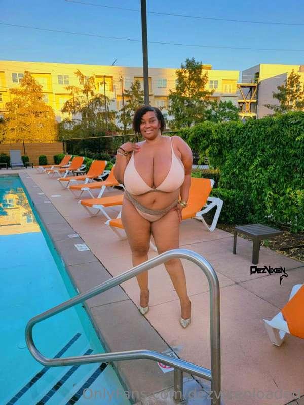 Hi guys join my VIP page to see my new 2023 HOTT HOTT!! The ..