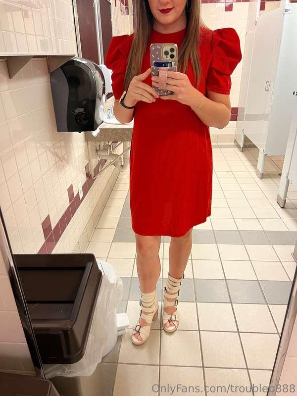 Sunday fit 💋 Think anyone noticed I wasn’t wearing any panti..