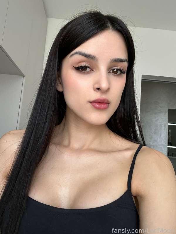 There’s no resisting your ever-growing addiction




#brunette #selfie #bigboobs #natural #brat #mistress #femdom #findom #goon #worship