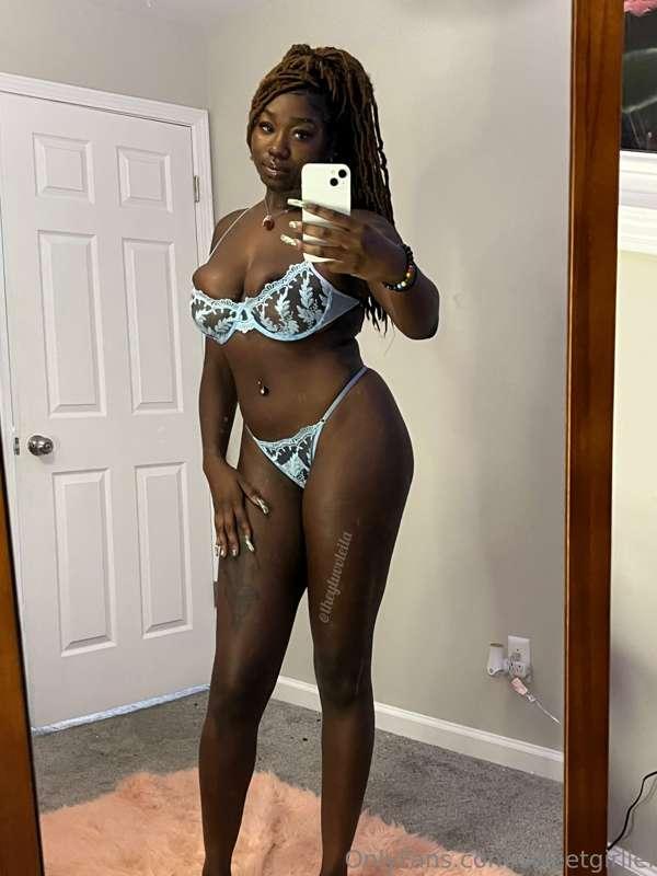 sweetgirllei image #1