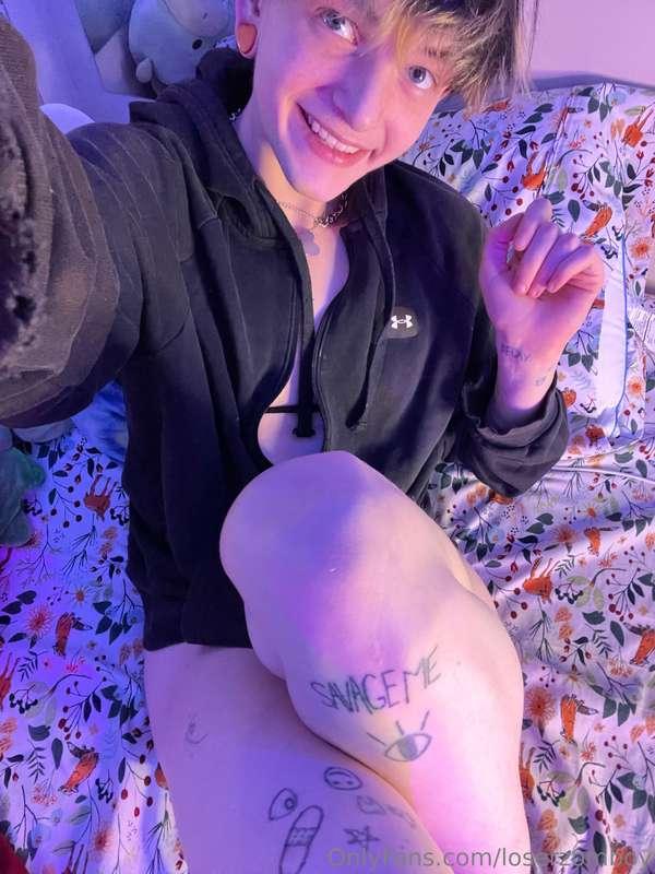 good morning from yr favorite pussyboy 😁