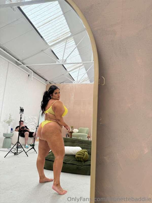 Are you an ass or a boob person 🍑🍉