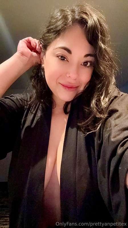 Tell me I’m your favorite Milf💋