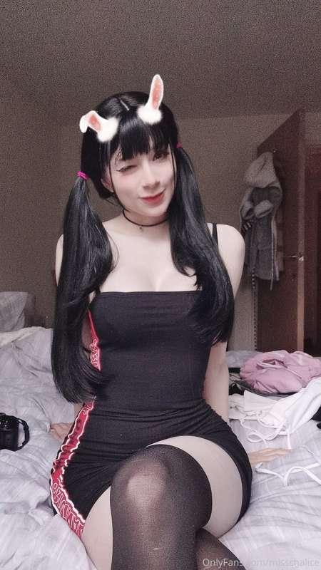 Collection of selfies that I like my outfits in and everyone should see :)
