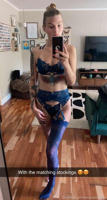 theofficialamandashow image #0