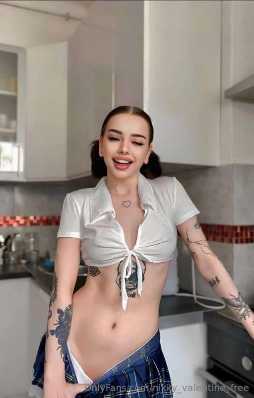 🎀FREE SUBSCRIPTION🎀
🌟She's ready for your dick @sashaland_vi..