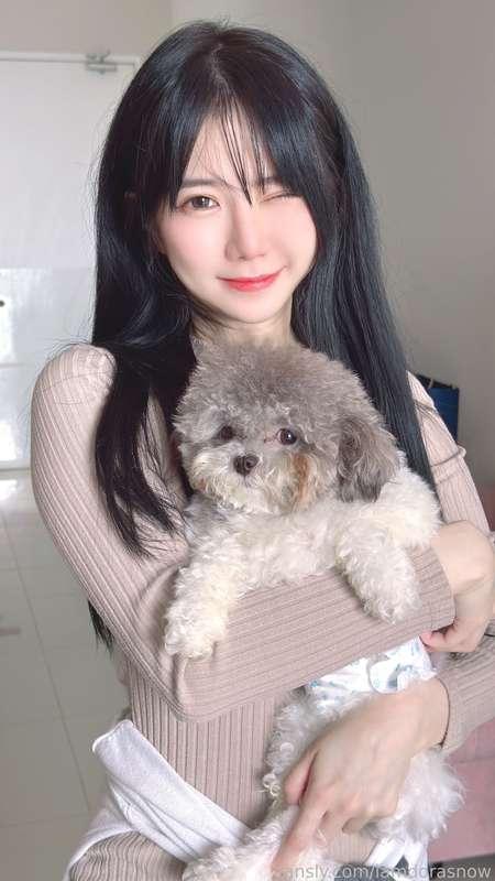 Would you go on a date with us?
Cute selfies with cutie roha today ehehe