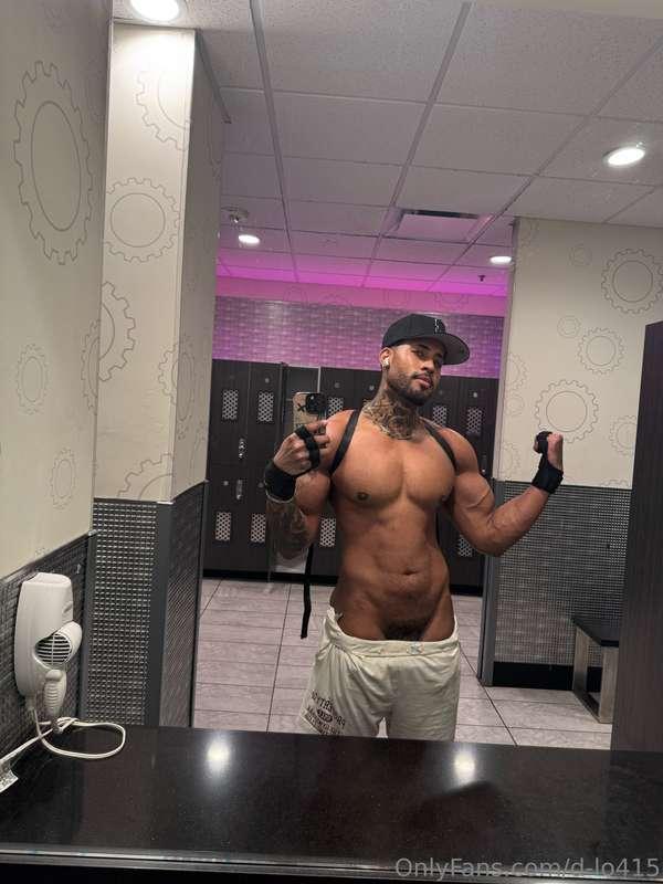 Who wants to spend the day with me? 🥵❤️