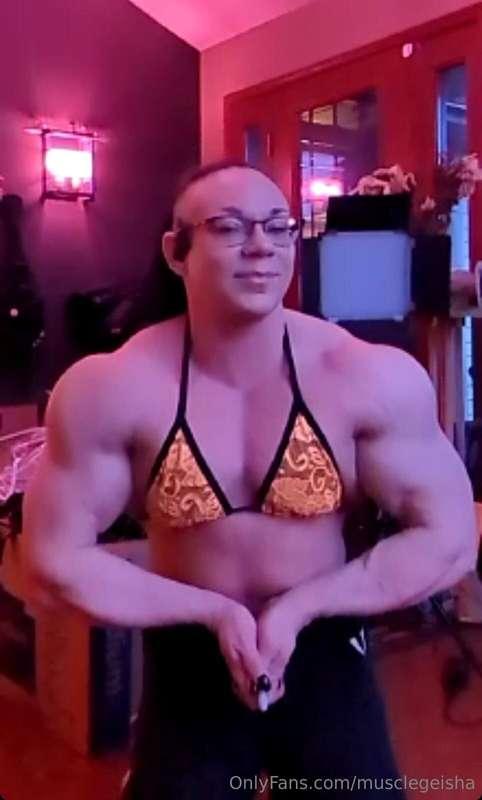musclegeisha image #0