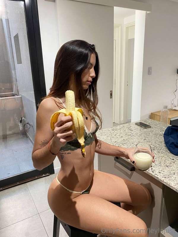 🍌🖤