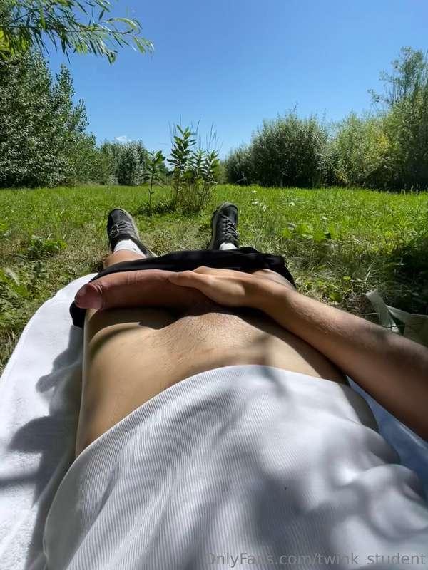 I’m trying to enjoy the sun but my dick’s always hard