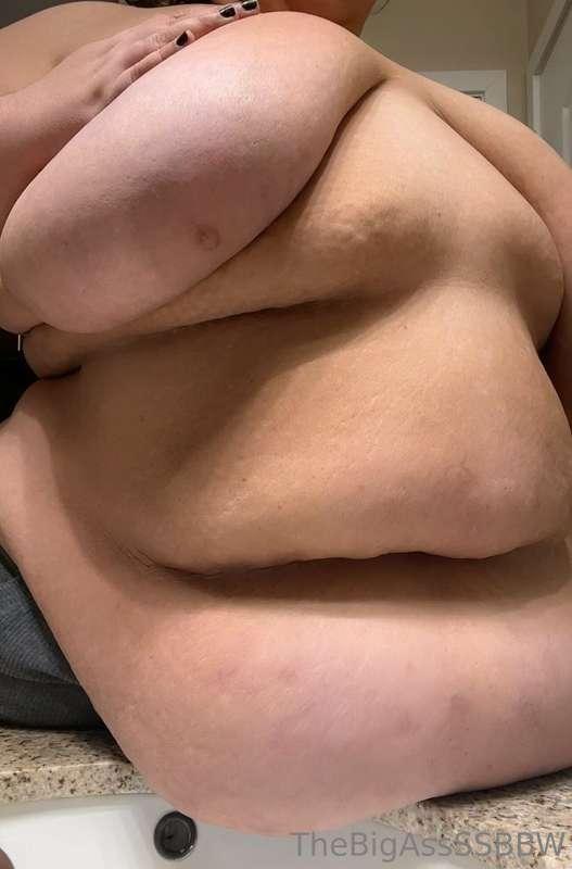 The fact that my belly hang is literally *spilling* into the..