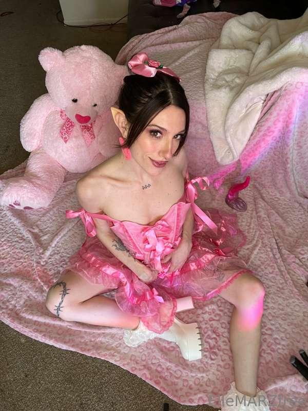 Would you use me like a flesh light ? 🙇‍♀️🧸