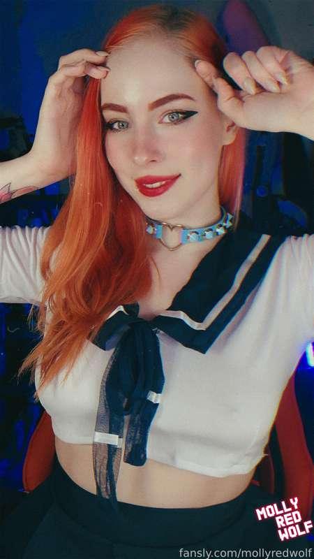 mollyredwolf image #1