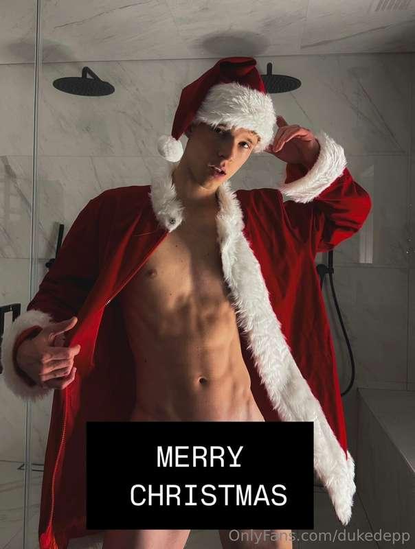 Who can help me with my sack?! 😈👀🎅🏻