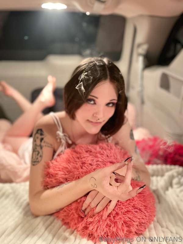 🩷HEY FEET LOVERS!! 🦶🏻 

🎀FEET POST WITH 18 PICTURES OF MY FE..