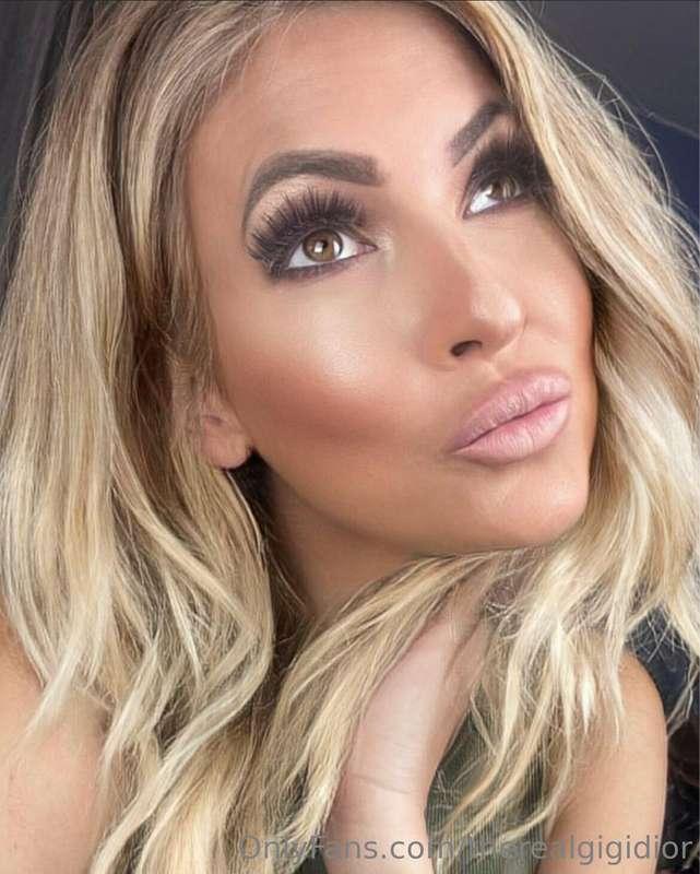 Sending some love out to you!!