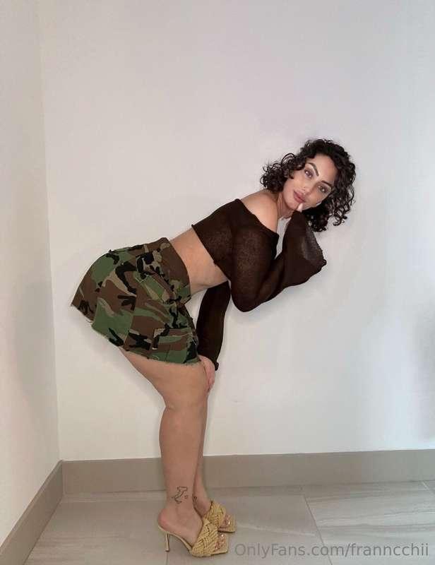 oops.. i dropped something babe and I think i might be down ..