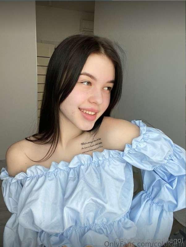 Don't miss it 👉@coldkarin💞 🔞She @coldkarin needs your cock m..