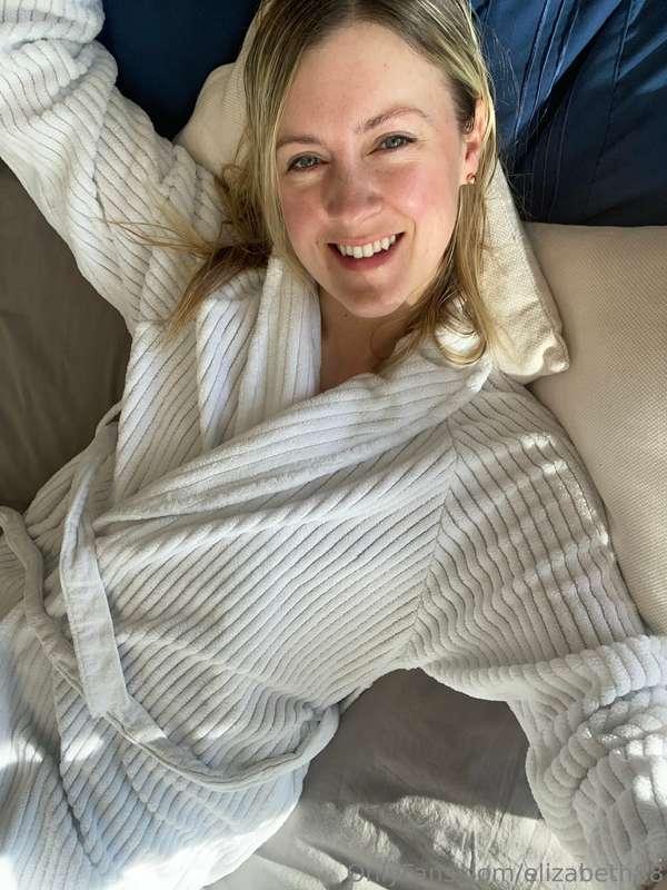 Fresh out of the shower 🚿 (swipe)