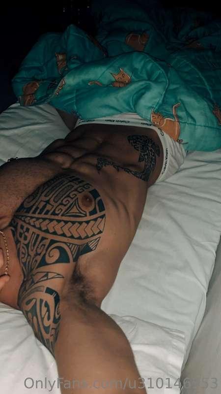 C’è posto sotto le coperte 🤤 vieni?