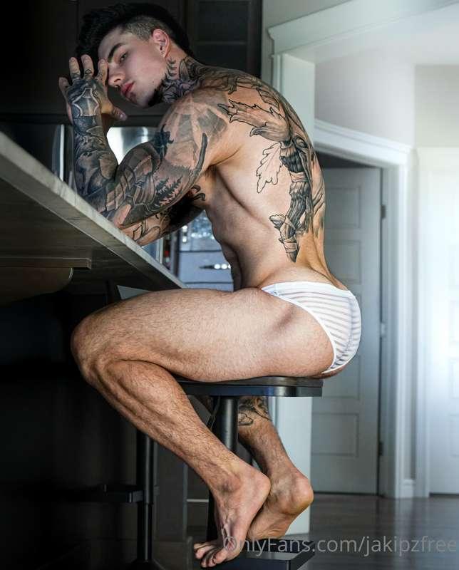 Don't forget to check out my PREMIUM content over at @Jakipz..