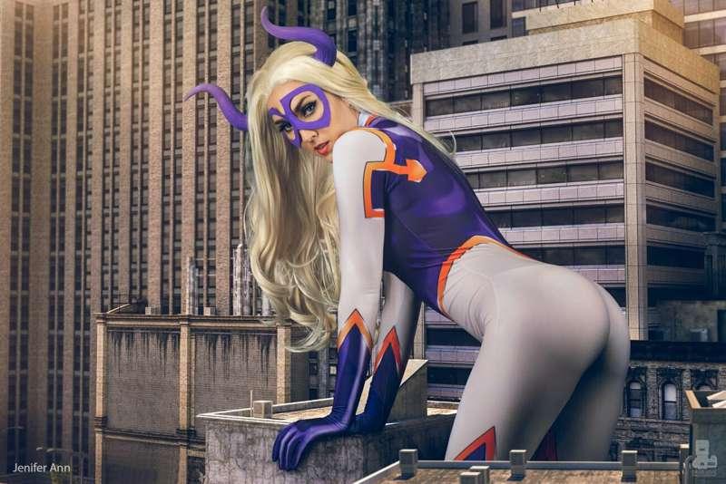 I heard someone say step on me, no?