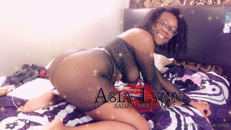 # thick girls are more fun 💦
@xasialynnx