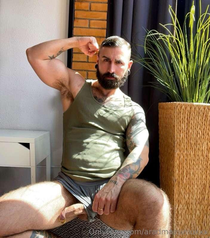 FOLLOW MY FRIEND @rober_go 🎁 ONLY 7$ ⭐️ This sexy guy will m..