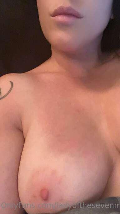 Kissed by sun 🖤