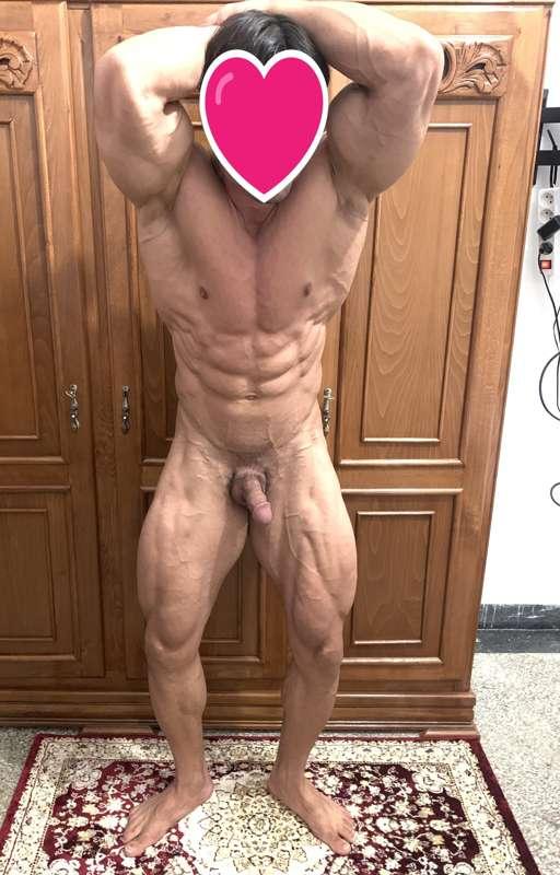 I train so hard to look good when Get Naked! here another na..